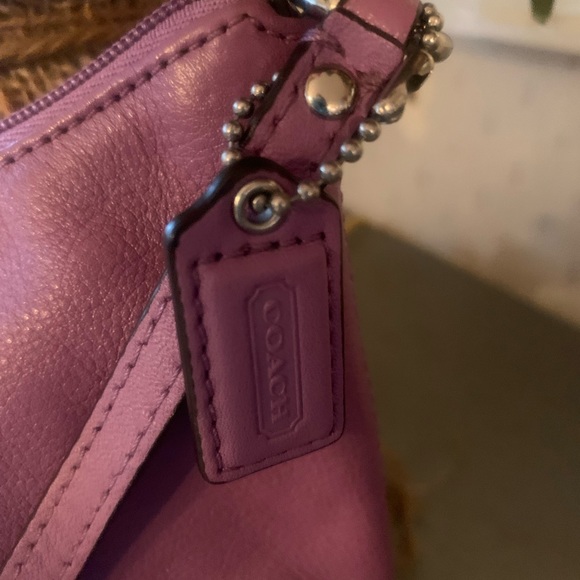 Coach crossbody, PURPLE, zips has SILVER lining, 2 pockets inside 1 zips. - Picture 3 of 9